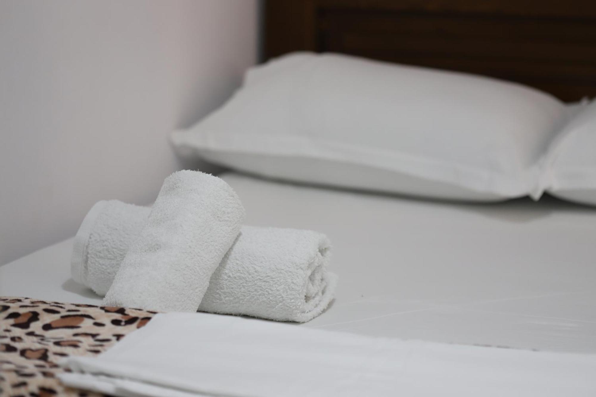 Apartment Altin In Old Town Berat Zewnętrze zdjęcie