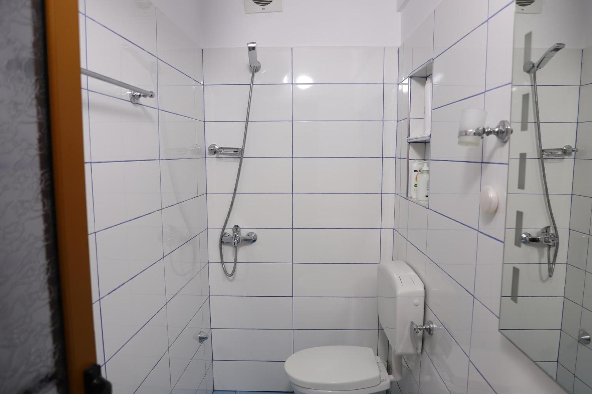 Apartment Altin In Old Town Berat Zewnętrze zdjęcie