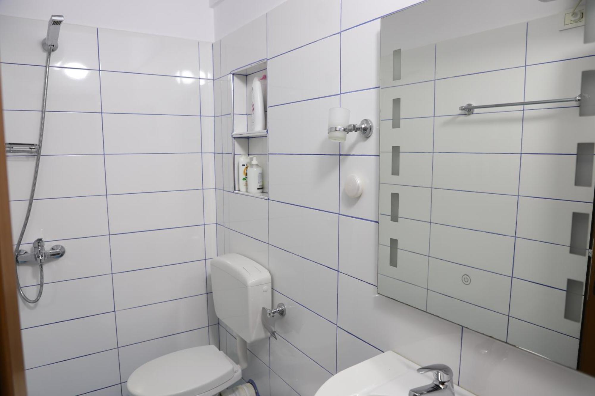 Apartment Altin In Old Town Berat Zewnętrze zdjęcie